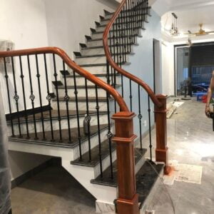 Cầu thang sắt 03
