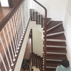 Cầu thang sắt 12