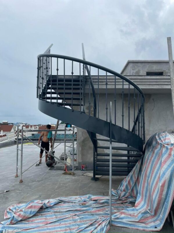 cầu thang xoắn ốc 20