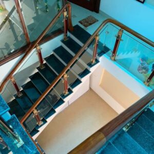 04 cầu thang kính