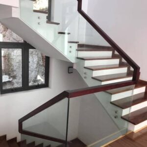 09 cầu thang kính