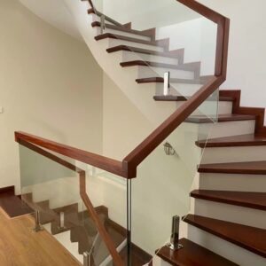 15 cầu thang kính