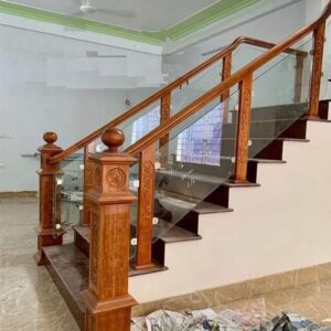 17 cầu thang kính